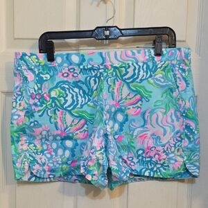 Lilly Pulitzer Women's Blue and Pink Shorts